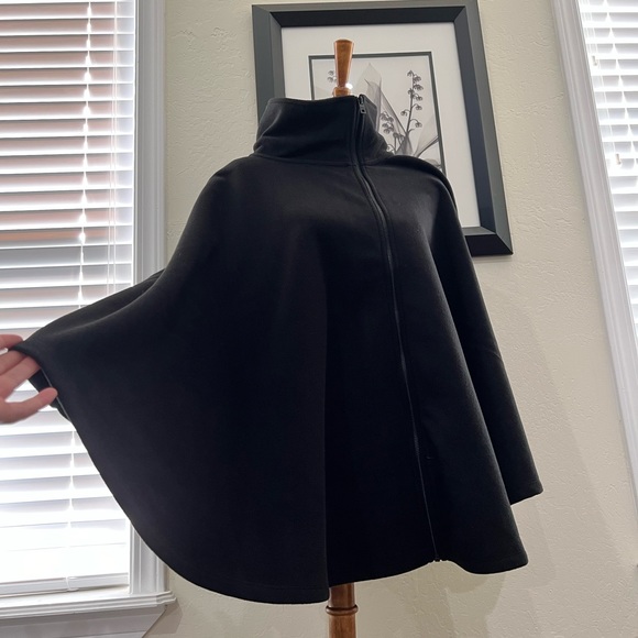 Marc New York Jackets & Blazers - NWT Marc New York Andrew Marc cape tunic sweater